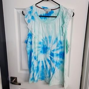 Hello Summer! Tie dye tank top...super cute!